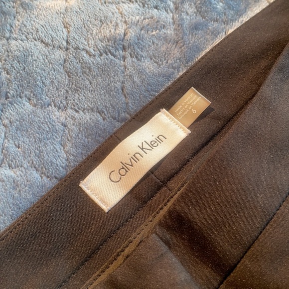 Women’s Calvin Klein work pant - Picture 3 of 5